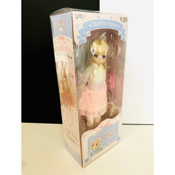 Ex Cute 15th Series Melty Cute My Little Funny Koron Posable Doll - Picture 4 of 10